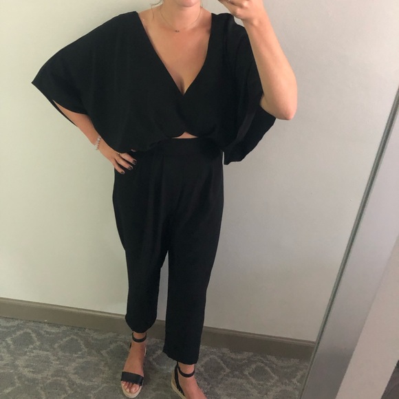 ASOS black jumpsuit with kimono sleeve and peg leg - Picture 4 of 11